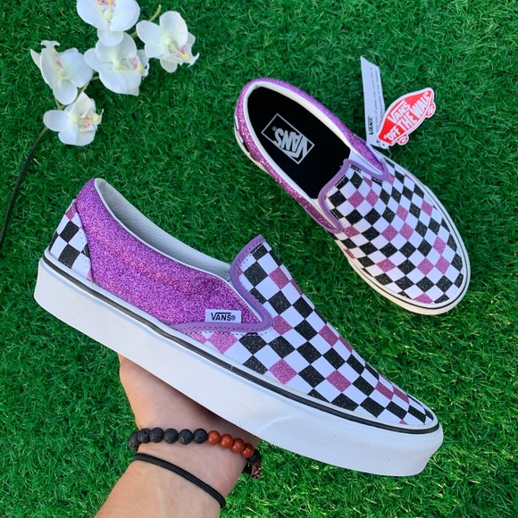 checkerboard sole vans